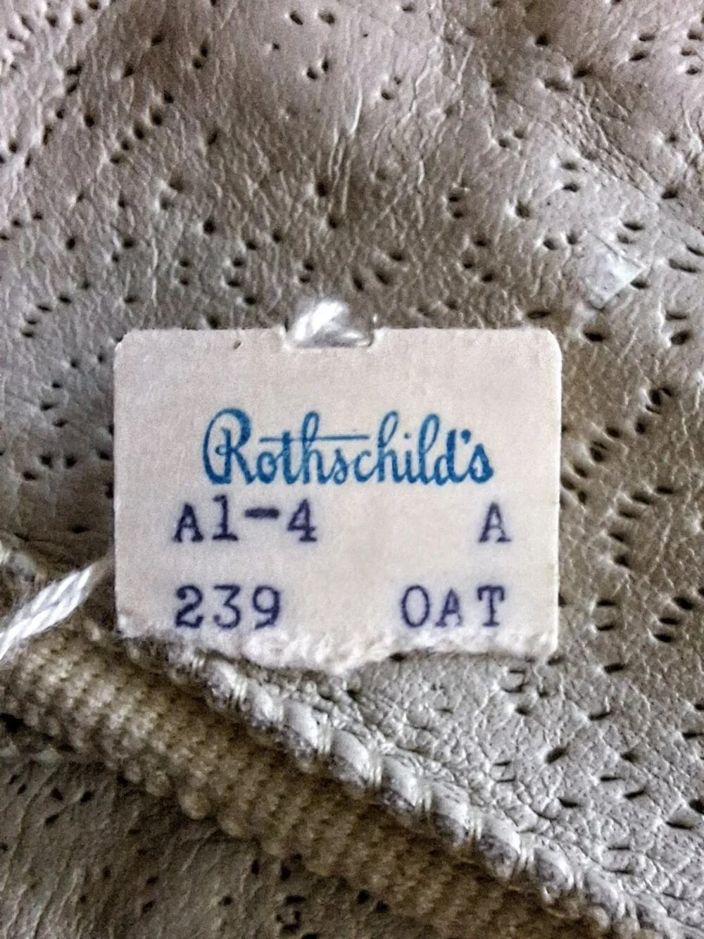 Vintage Rothchilds Women’s Size A1-4 XS Perforated Leather Gloves Oatmeal NWT